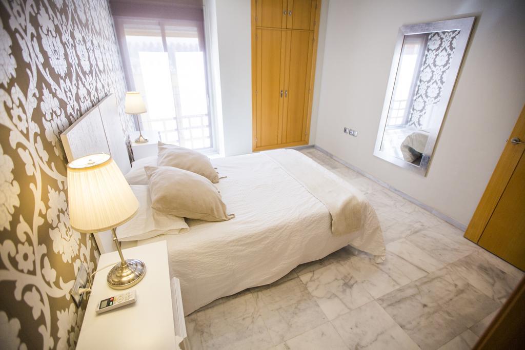 Ab Apartamentos Reding มาลากา ภายนอก รูปภาพ